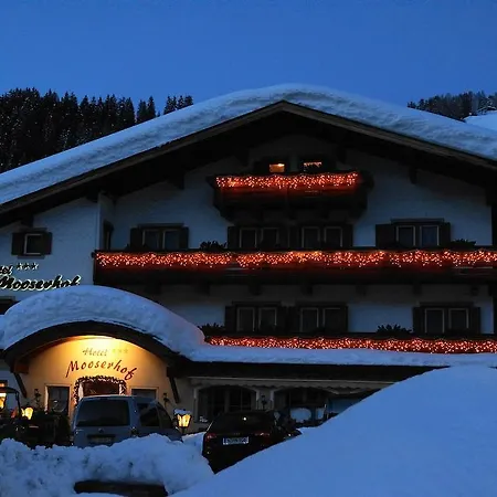 فندق Mooserhof 3*